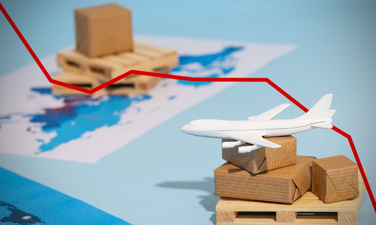 Salto de 30% en importaciones y caída de exportaciones en El Cronista, Economía