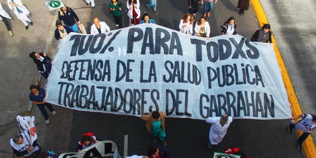 La Justicia imputó al ministro Lugones por abuso de autoridad en el Garrahan en El Cronista, Economía