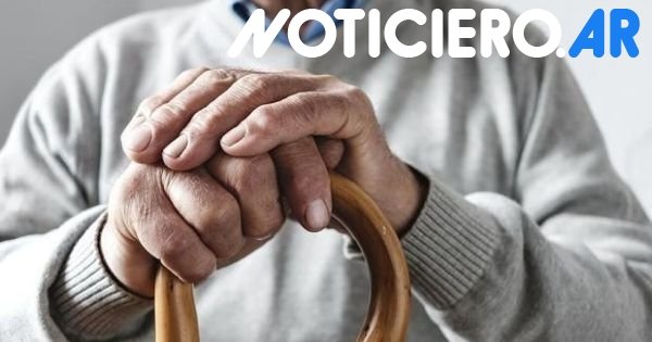 Pensión Universal para el Adulto Mayor (PUAM) en El Cronista, Economía