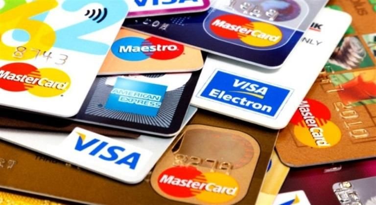 Chau tarjetas de crédito en El Cronista, Economía