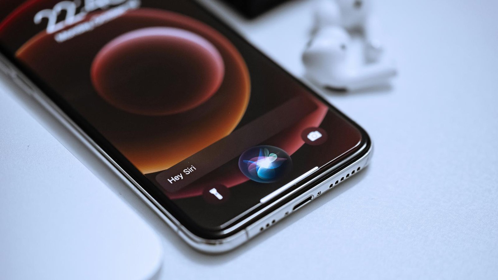 Los ejecutivos de Apple dicen que la nueva Siri potenciada por IA no era 'demoware', simplemente no estaba lista para lanzarse. Siri
