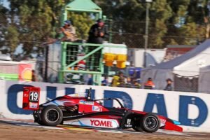 Imagen relacionada con Agustín Ortega brilla en su debut en la F2 Argentina, destacándose en Posadas.