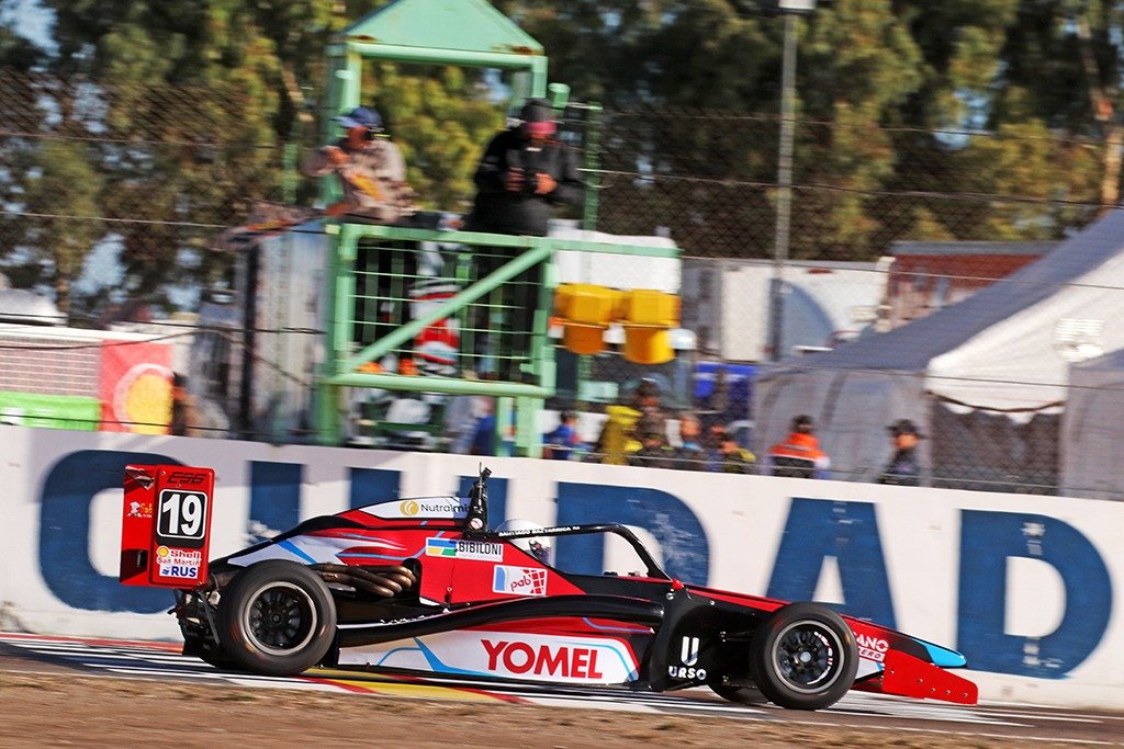 Imagen relacionada con Agustín Ortega brilla en su debut en la F2 Argentina, destacándose en Posadas.
