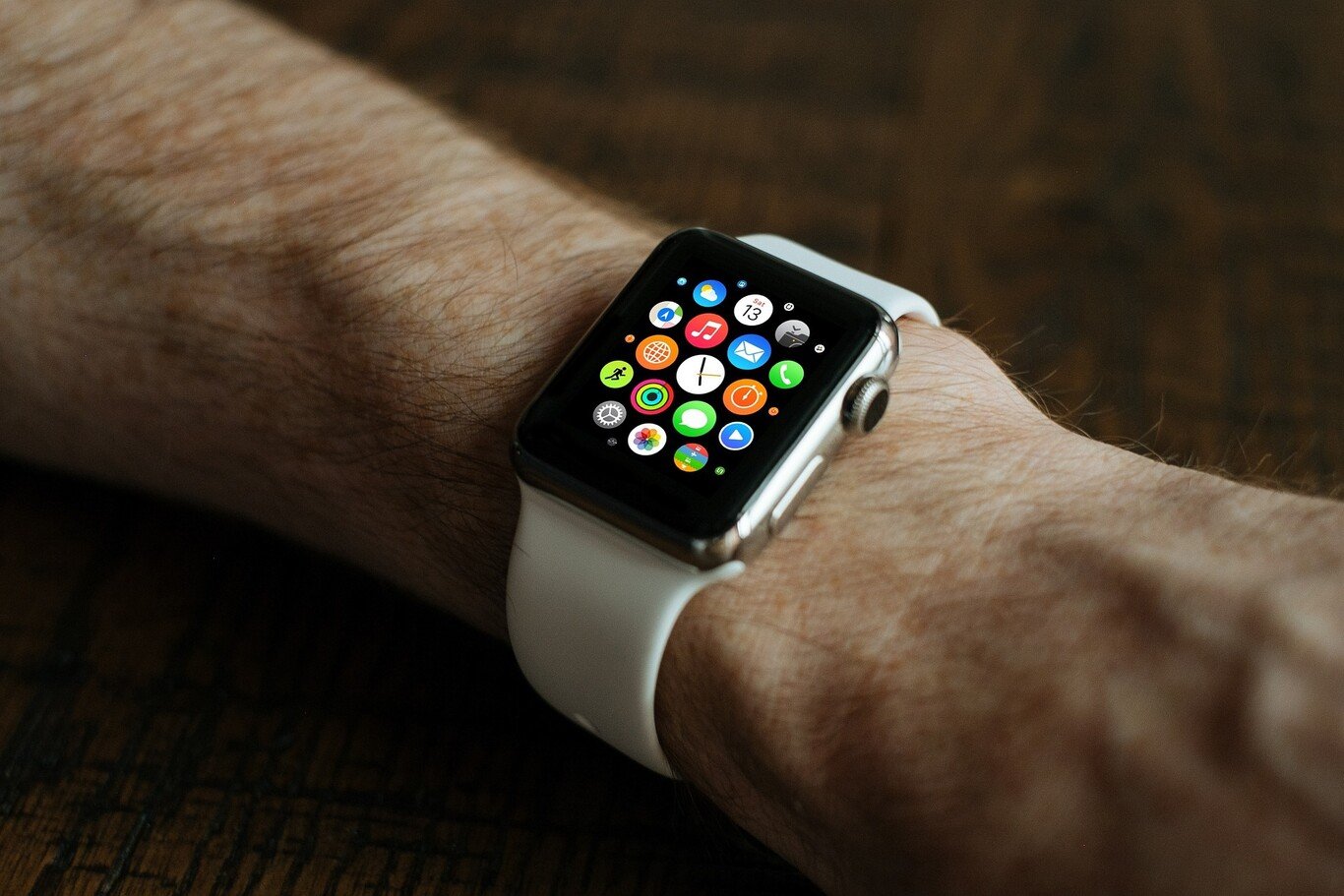 Tu Apple Watch está recibiendo una gran actualización. Acá te dejo las 8 funciones que no puedo esperar a usar en WatchOS 26. iPad