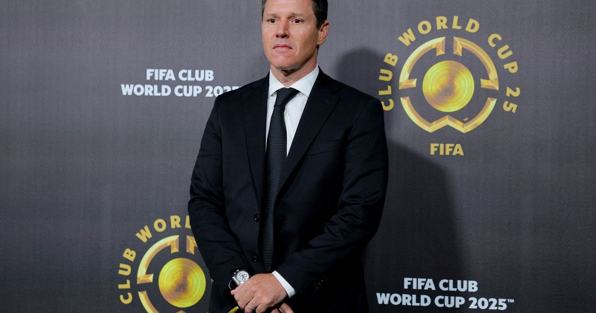 La realidad del mercado: decisiones difíciles en tiempos de necesidad El mundo del fútbol profesional está marcado por d... Descubre más sobre nueva, deseo, ...