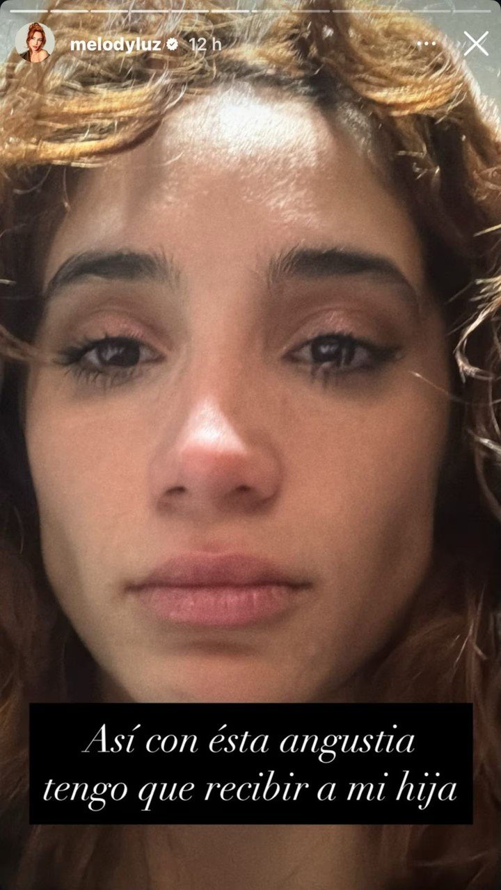 La angustia de Melody Luz. Foto: Instagram