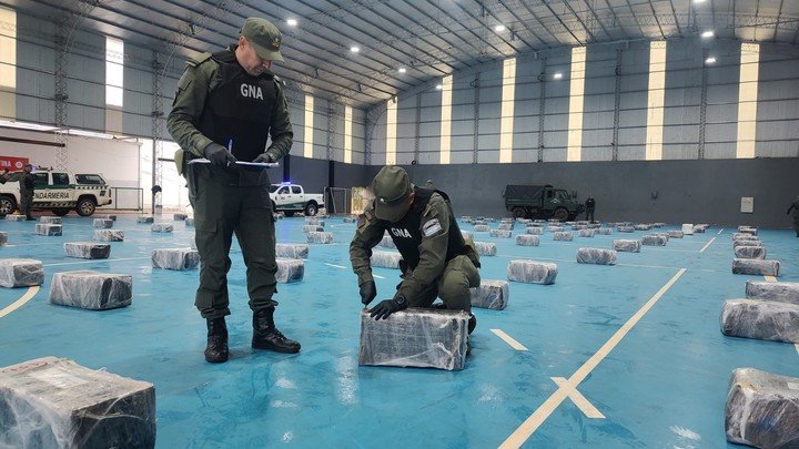 Hallaron más de tres toneladas de marihuana en una casa en Misiones. Foto Ministerio de Seguridad