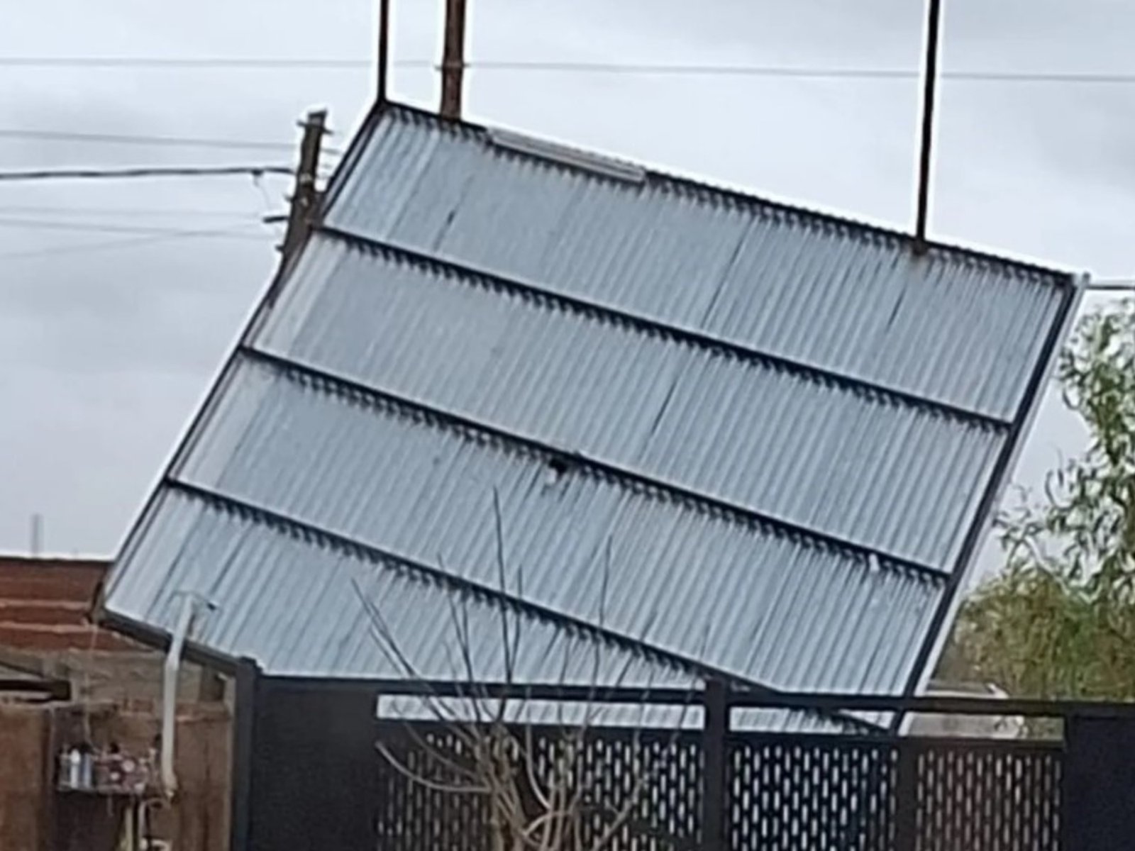  Impacto del temporal: una nevada que desnudó vulnerabilidades La llegada inesperada de la nieve a diversas localida... Descubre más sobre rutinas, hubo,...
