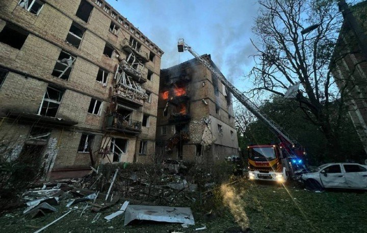 Rusia ejecutó uno de los ataques más terribles contra Kiev, según dijo Zelenski.