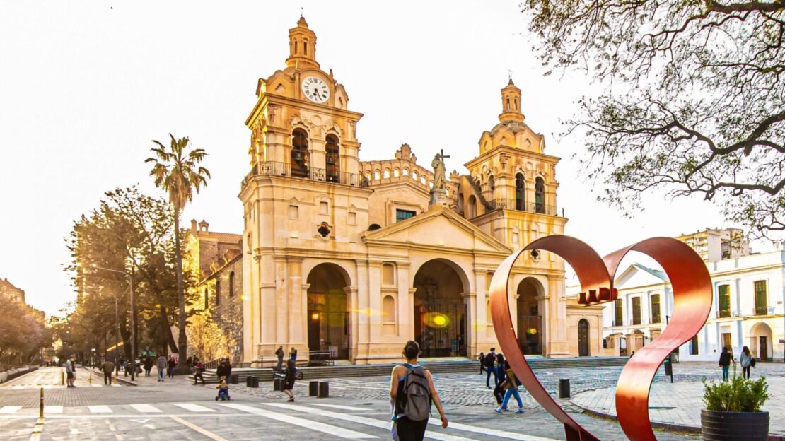 La Fundación de la Ciudad de Córdoba Un Legado de Historia y Cultura Argentina