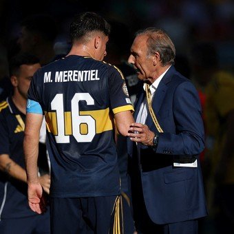 Hubo una larga charla entre Russo y Merentiel y el DT también le bajó línea al resto del plantel: qué pasó en la vuelta al trabajo de Boca