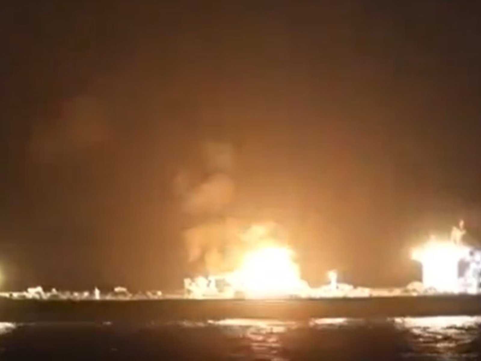 La escalada de tensiones en el Mar Rojo: una nueva fase en el conflicto yemení En un giro inesperado de los acontecimien... Descubre más sobre rutas, estos, ...
