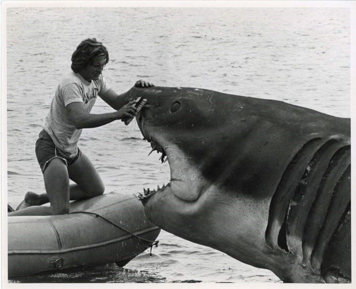 Una escena del rodaje de "Tiburón", de Steven Spielberg. Foto de prensa.