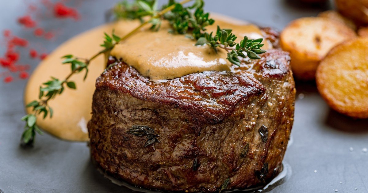 Un plato que conquista paladares: la magia de un corte noble El arte de seleccionar los ingredientes La elección de los ... Descubre más sobre salsa, españa,...