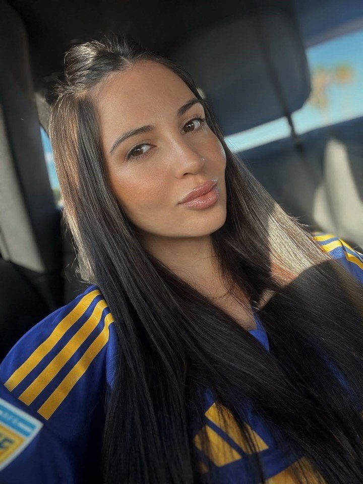 Candela estuvo acompañando a Ayrton en el Mundial de Clubes. Foto: Instagram