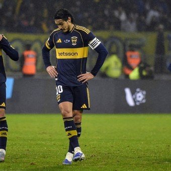 Boca vive su duelo entre la bronca de los hinchas, la ira de Riquelme y el pobre nivel de los jugadores