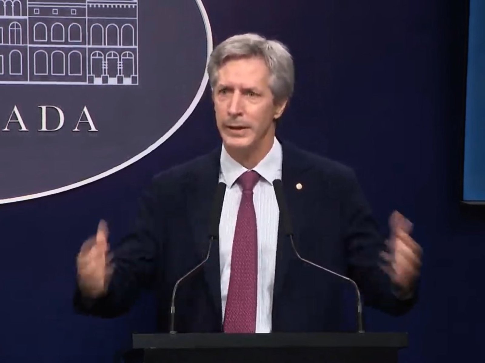 La tensión entre el sector financiero y la administración pública en tiempos de cambio En las últimas semanas, se ha des... Descubre más sobre llevado, final...