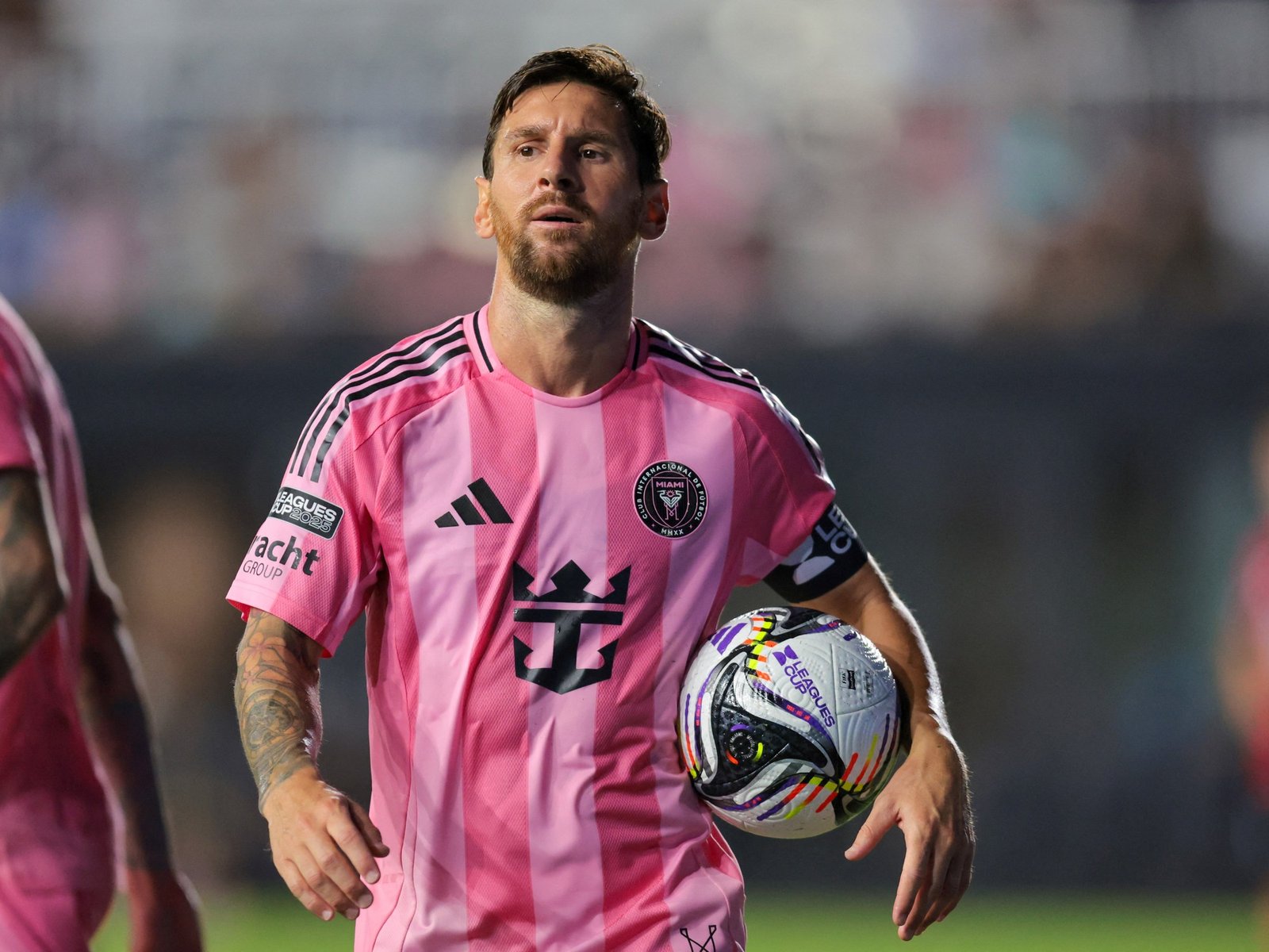 El dilema de un gigante: Messi frente a la sanción de la MLS En el vibrante mundo del fútbol, pocas figuras son tan embl... Descubre más sobre salud, permiti...