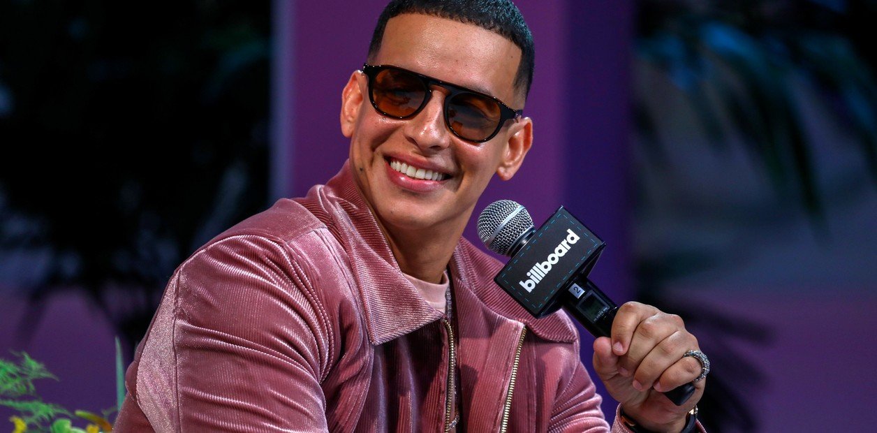 El Regreso Sorprendente de un Icono del Reggaetón En una jugada que dejó a muchos con la boca abierta, Daddy Yankee ha d... Descubre más sobre géneros, plaga...