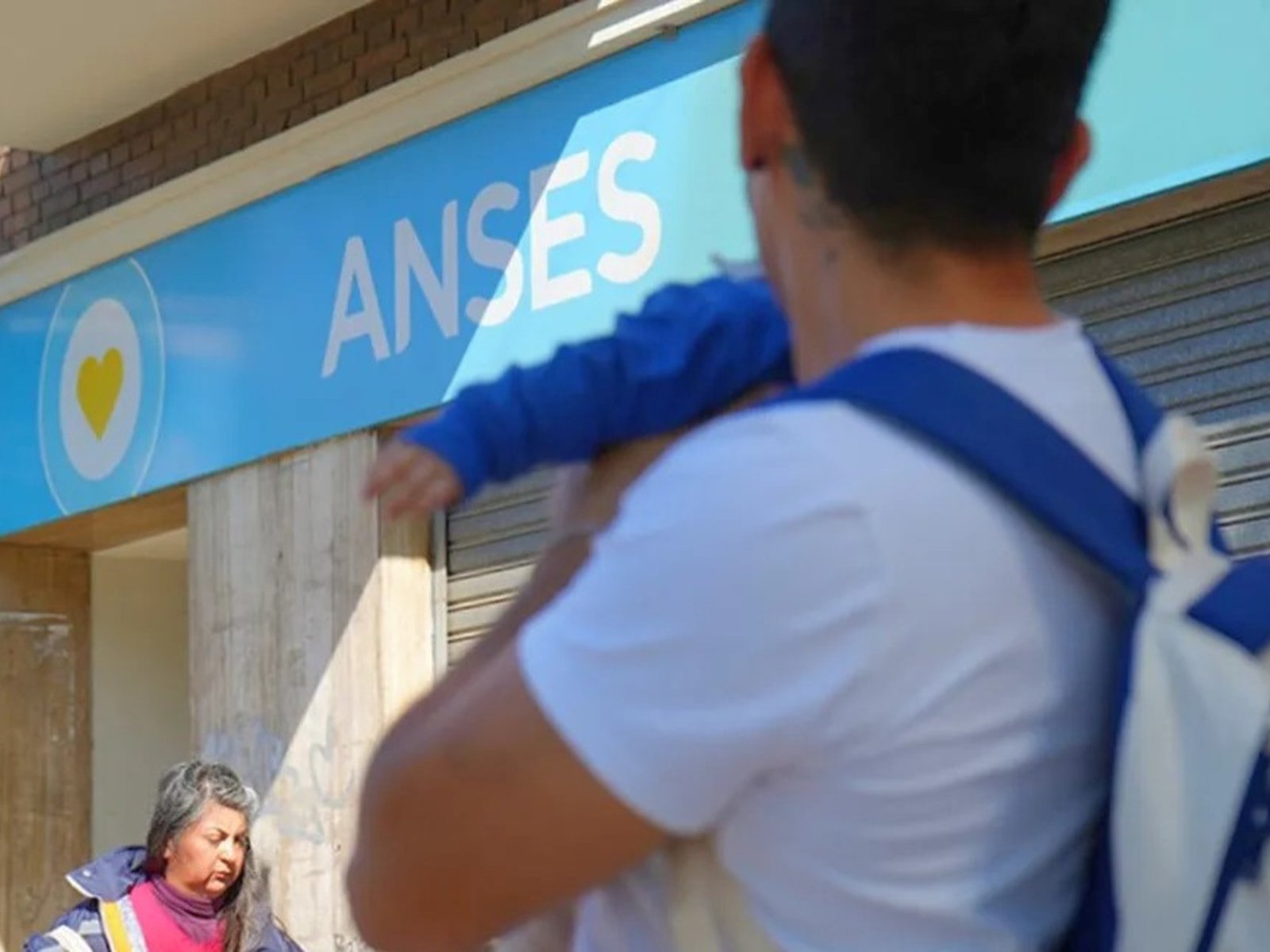 Todo lo que necesitas saber sobre el pago de la asignación en julio La Asignación Universal por Hijo (AUH) es un pi... Descubre más sobre costo, mínimo,...