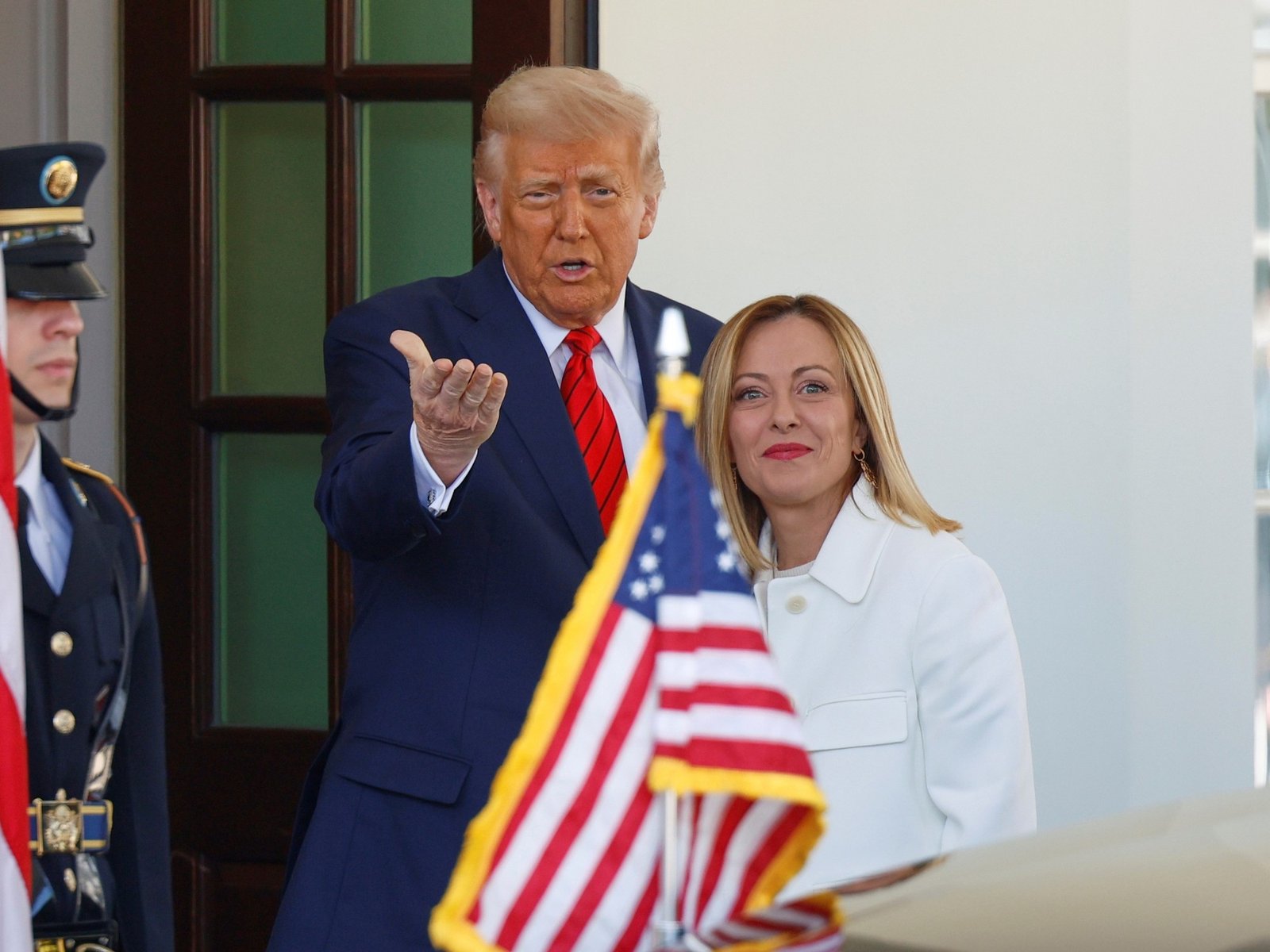 Impacto de los nuevos aranceles en la economía italiana y la relación transatlántica Las recientes decisiones del presid... Descubre más sobre podría, cooper...
