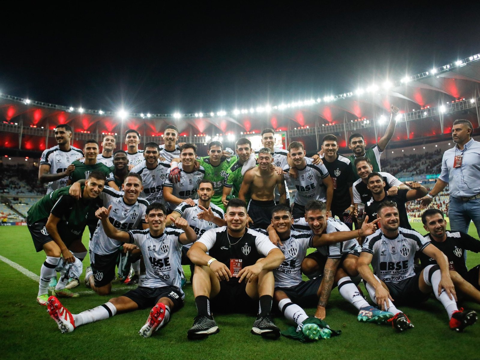 El desafío continental de Central Córdoba y la expectativa de los equipos argentinos Con la llegada de los playoffs de l... Descubre más sobre motiva, fútbol...