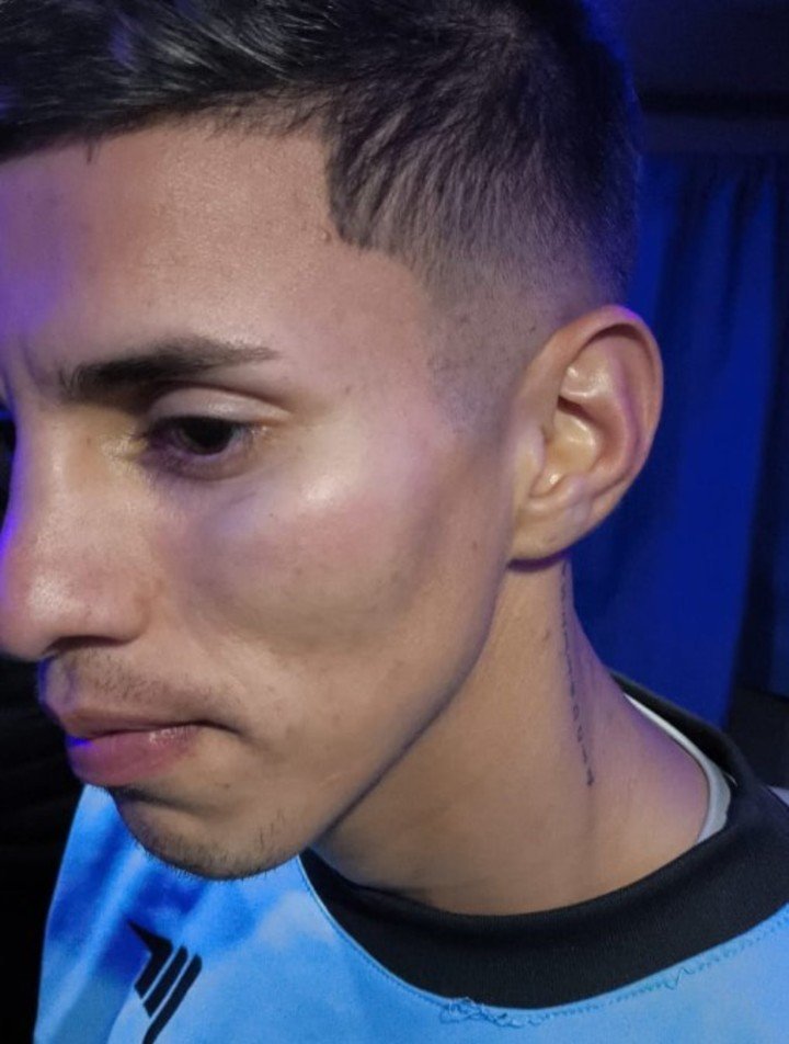Federico Ulayar de Victoriano Arenas, uno de los jugadores golpeados.