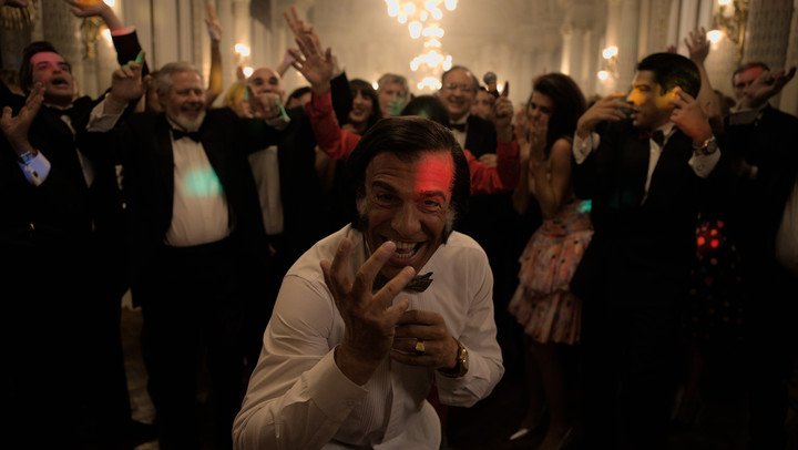 Menem, caracterizado por Leonardo Sbaraglia, dividió las opiniones de la familia del expresidente. 