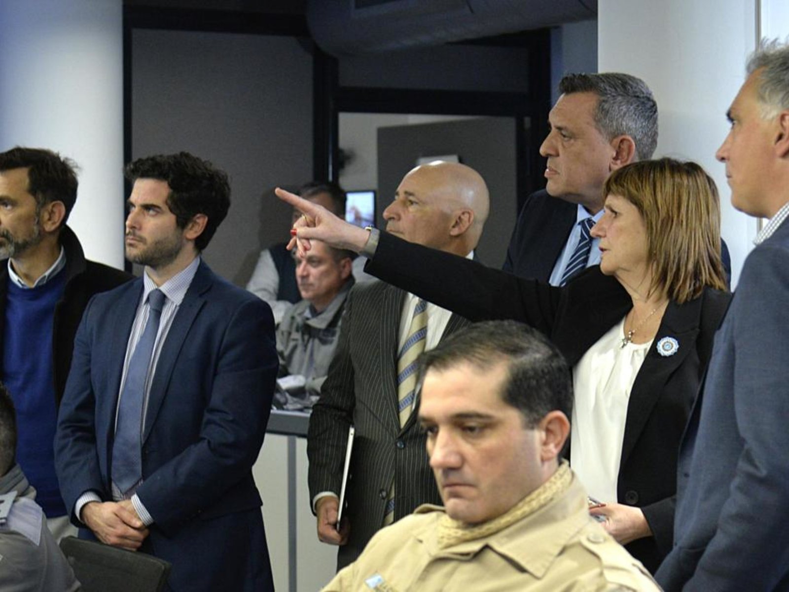 Un toque de controversia en la seguridad bonaerense La reciente denuncia de Patricia Bullrich al gobierno de Axel Kicill... Descubre más sobre repercusiones,...