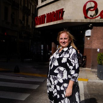 La historia de Selva Pérez, la intensa ex Gran Hermano que apenas quedó eliminada de la casa llegó a la calle Corrientes sin escalas