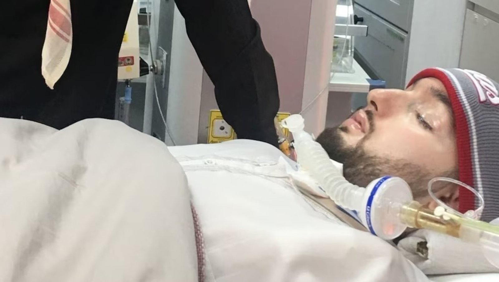 El príncipe sufrió una hemorragia cerebral y hemorragias internas en un accidente. Foto: @Reem_Alwaleed