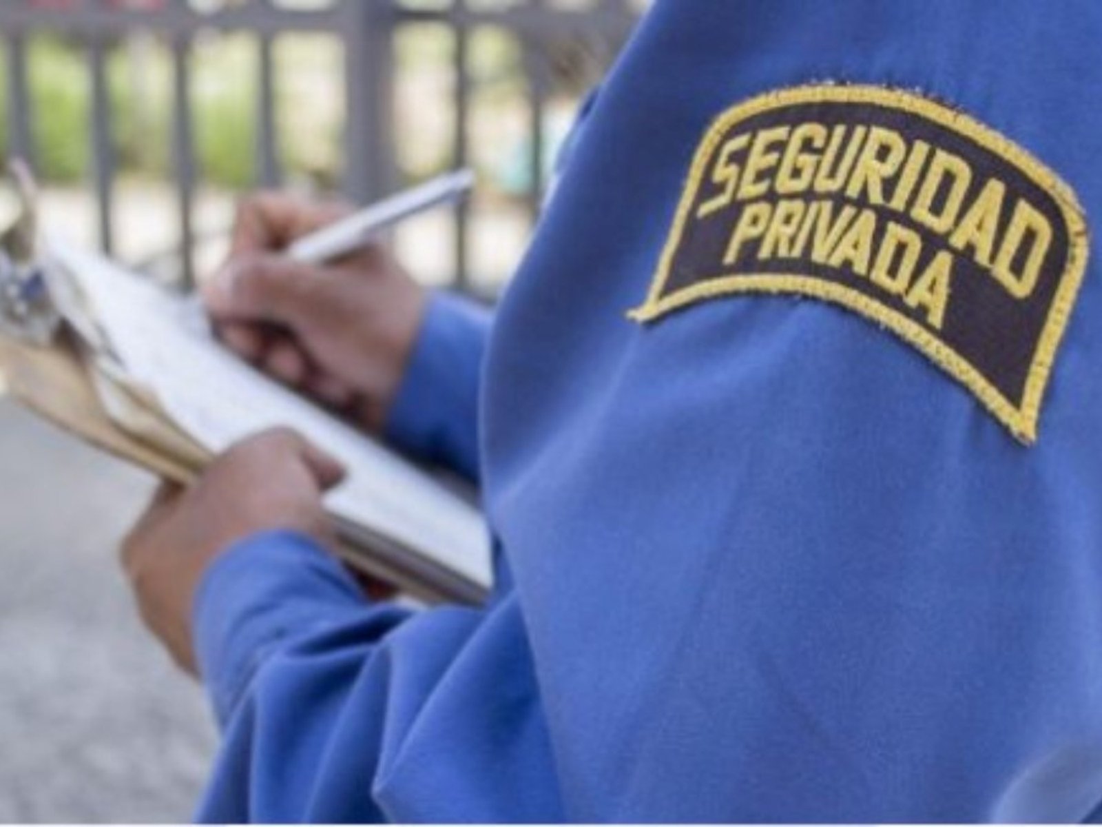 Un nuevo horizonte salarial para los guardianes de la seguridad privada En un contexto donde la incertidumbre económica ... Descubre más sobre menos, algunos...