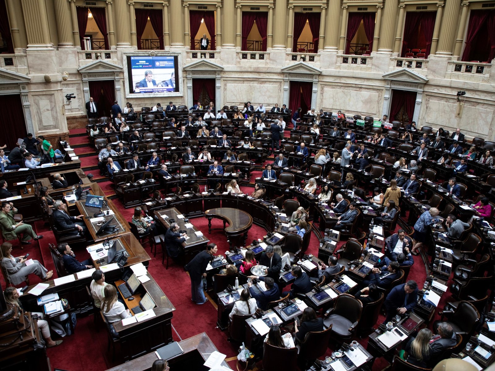 La necesidad de una nueva gestión fiscal en Argentina La actual crisis económica que atraviesa Argentina ha puesto en ja... Descubre más sobre registro, ciud...
