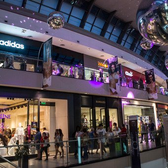 Con el repunte del comercio y la construcción, la economía creció 7,7% en abril