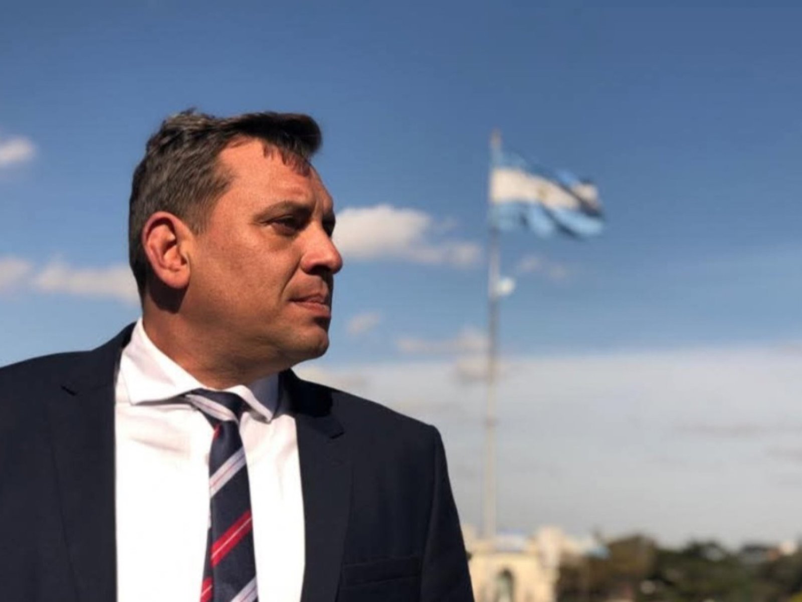 Un giro inesperado en la Policía Bonaerense: el costo de la política actual El reciente cese de 24 oficiales superiores ... Descubre más sobre repercusiones,...