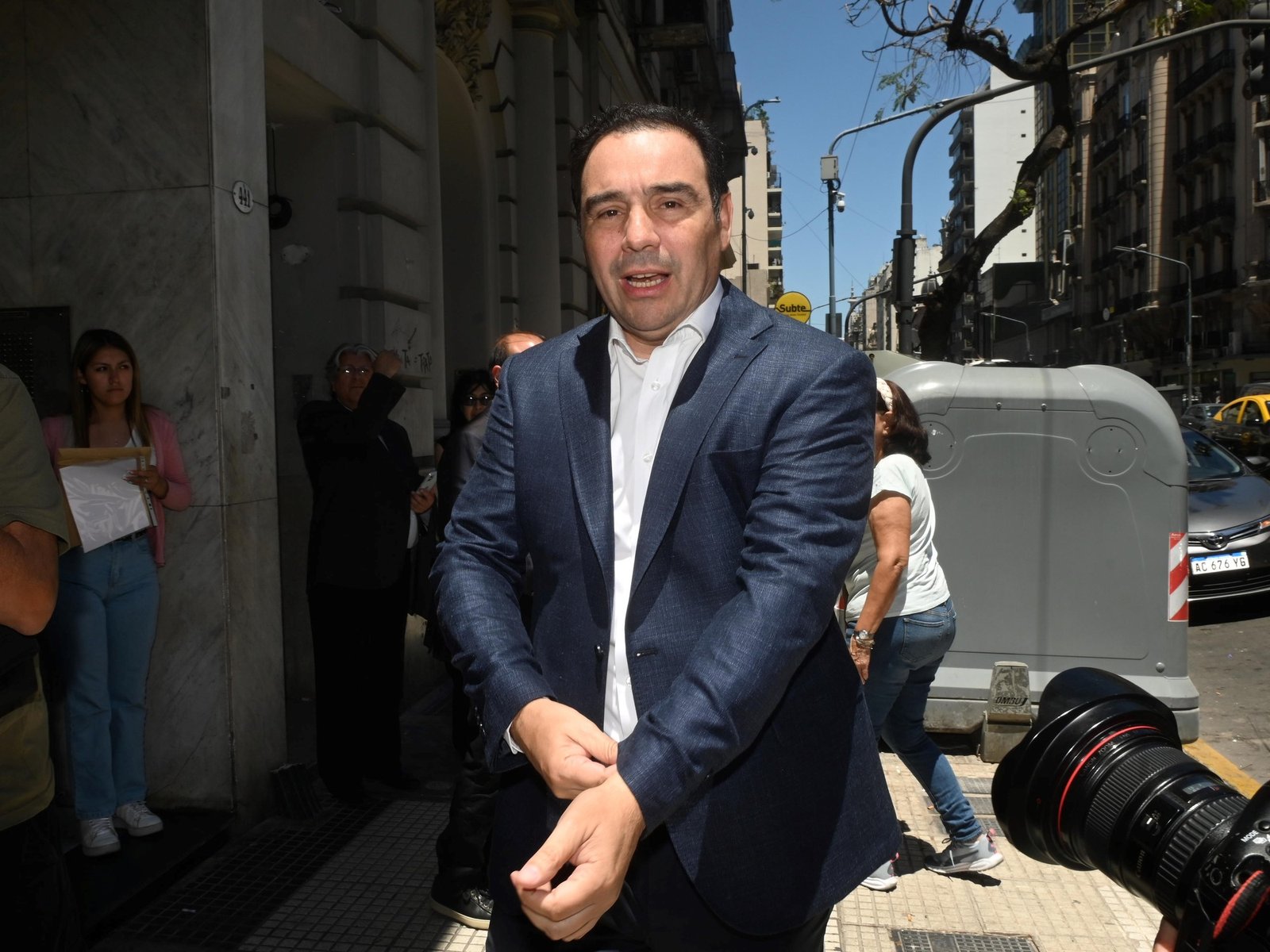  Un nuevo actor en la contienda electoral: Corrientes se une a la alianza de gobernadores La política argentina se e... Descubre más sobre líderes, corri...