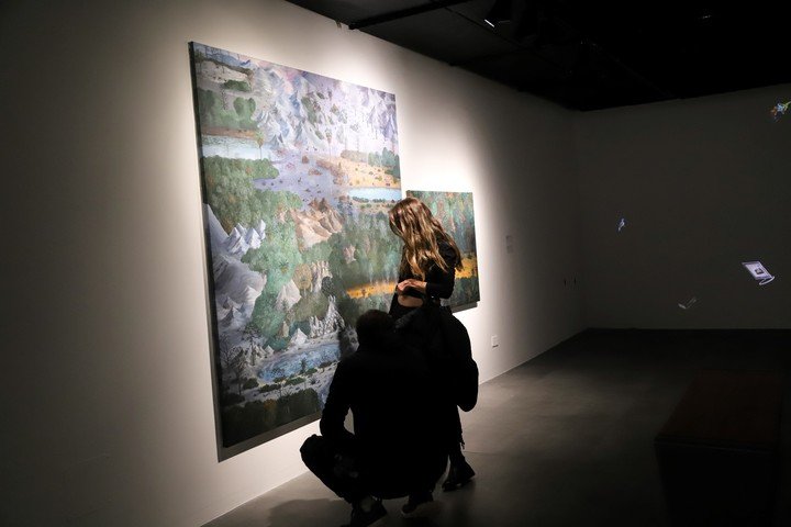 Agustín Sirai en las salas de ArtHaus. 