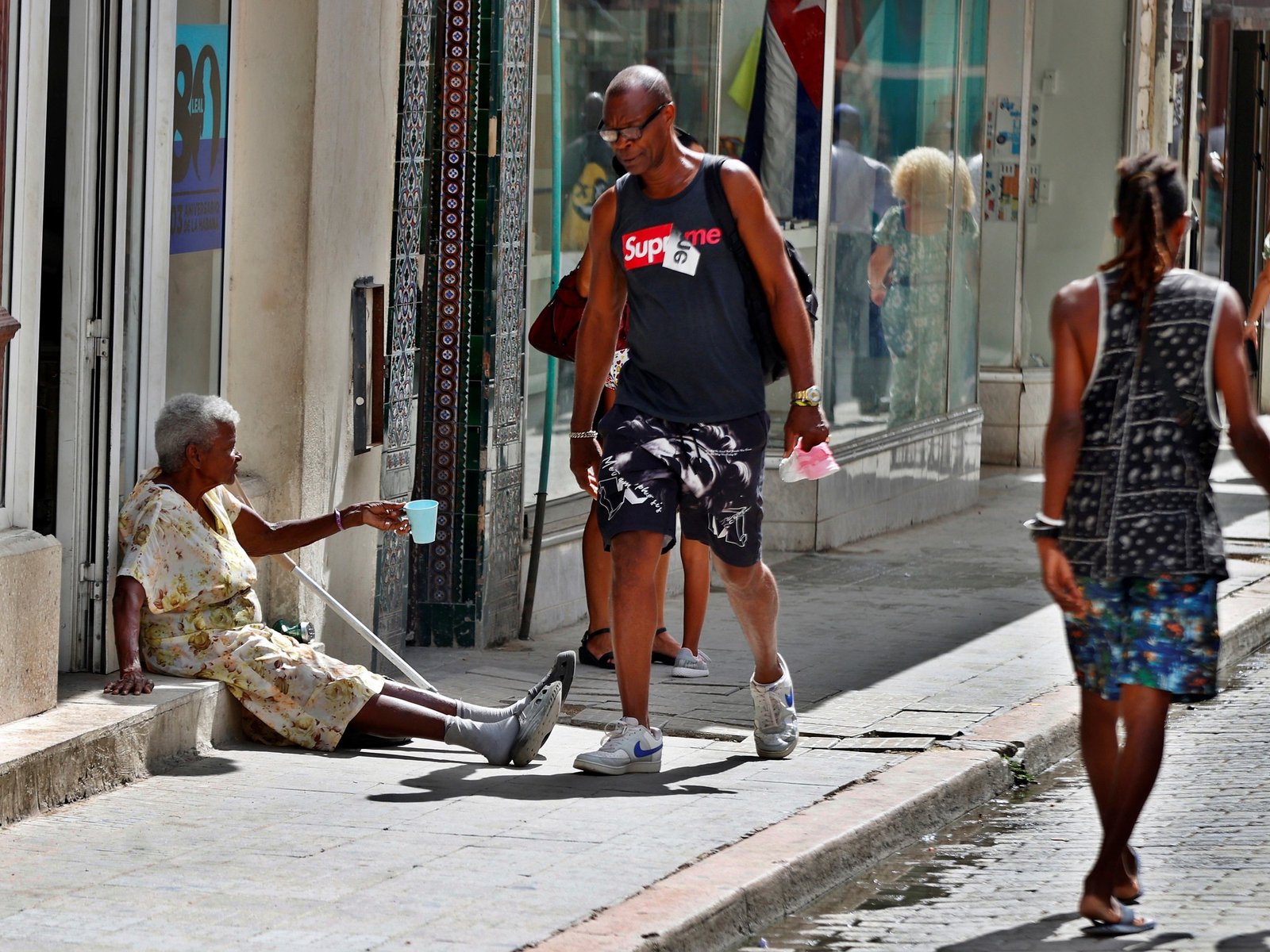 La lucha diaria por la supervivencia en las calles de La Habana En las calles de La Habana, la realidad de muchas person... Descubre más sobre horacio rodríg...