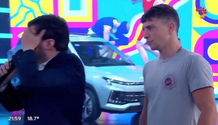 El divertido blooper de Guido Kaczka en "Buenas noches familia". Foto: Captura TV