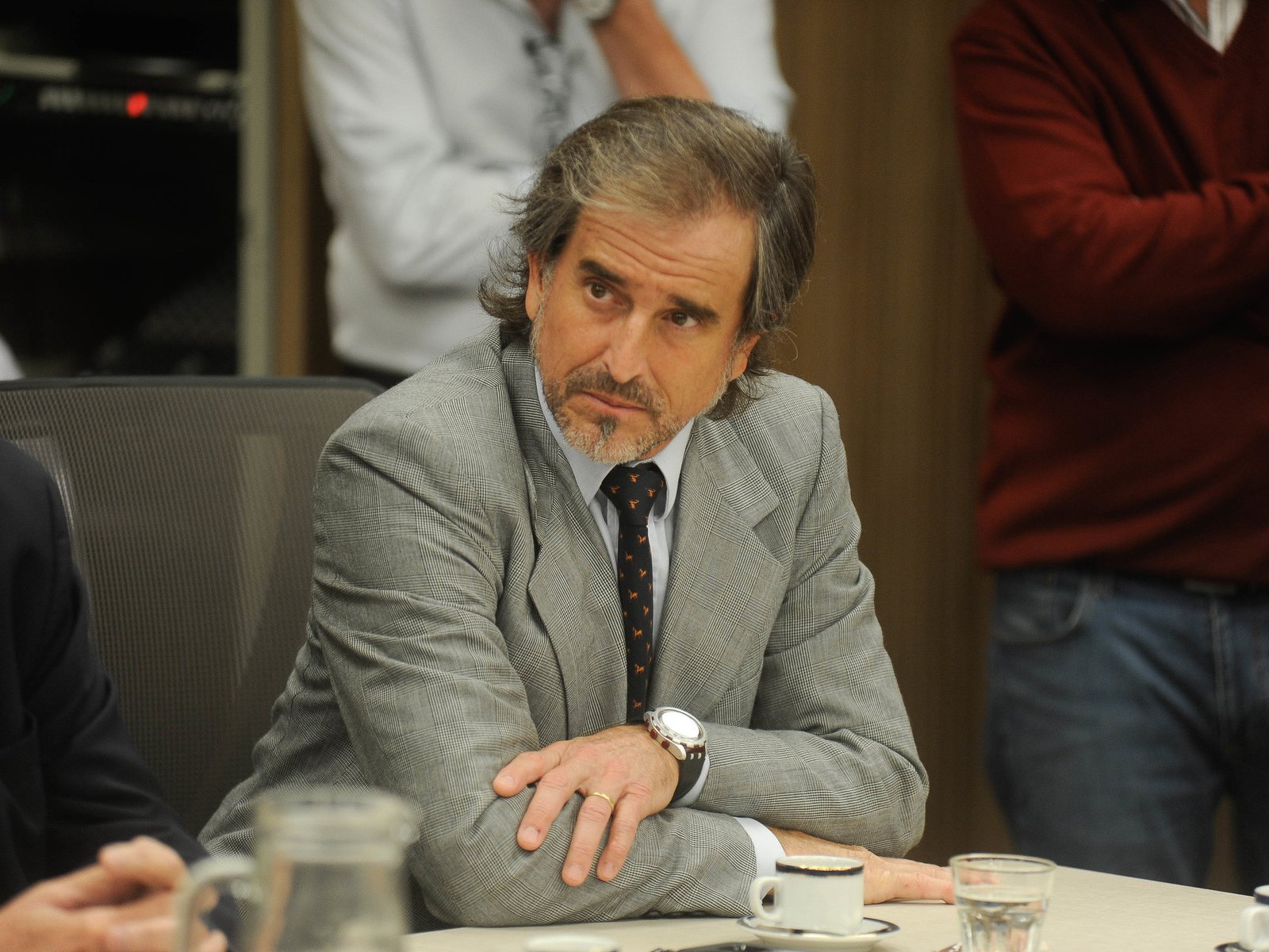 La Crueldad como Estrategia: El Debate sobre la Administración Pública en Argentina En un momento crítico para la políti... Descubre más sobre quienes, elimi...