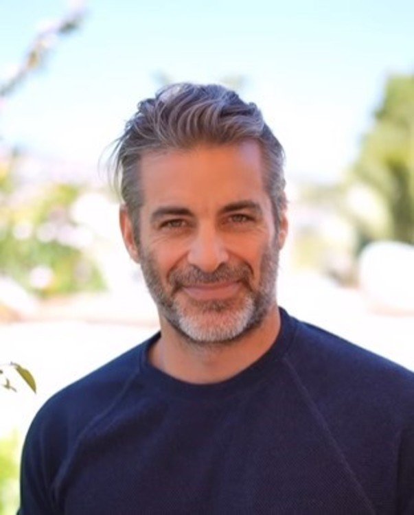 Jim Curtis, el hipnoterapeuta que cautiva a Jennifer Aniston. (Foto: Instagram: @jimcurtis1)