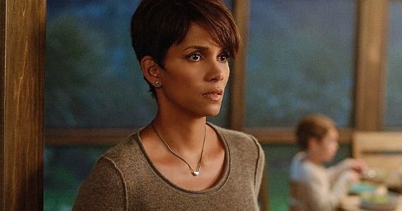 Netflix Adding Forgotten Halle Berry Sci-fi Series ‘Extant’