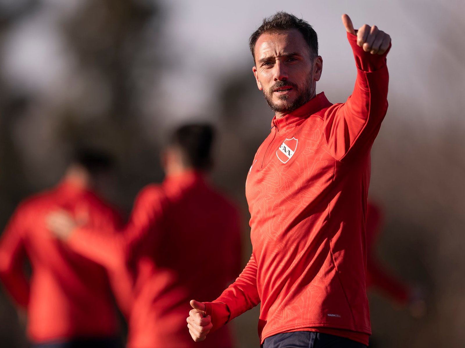 Un enfrentamiento que promete emociones en el corazón de Junín Este domingo, Independiente se presenta en el estadio Eva... Descubre más sobre línea, están, ...