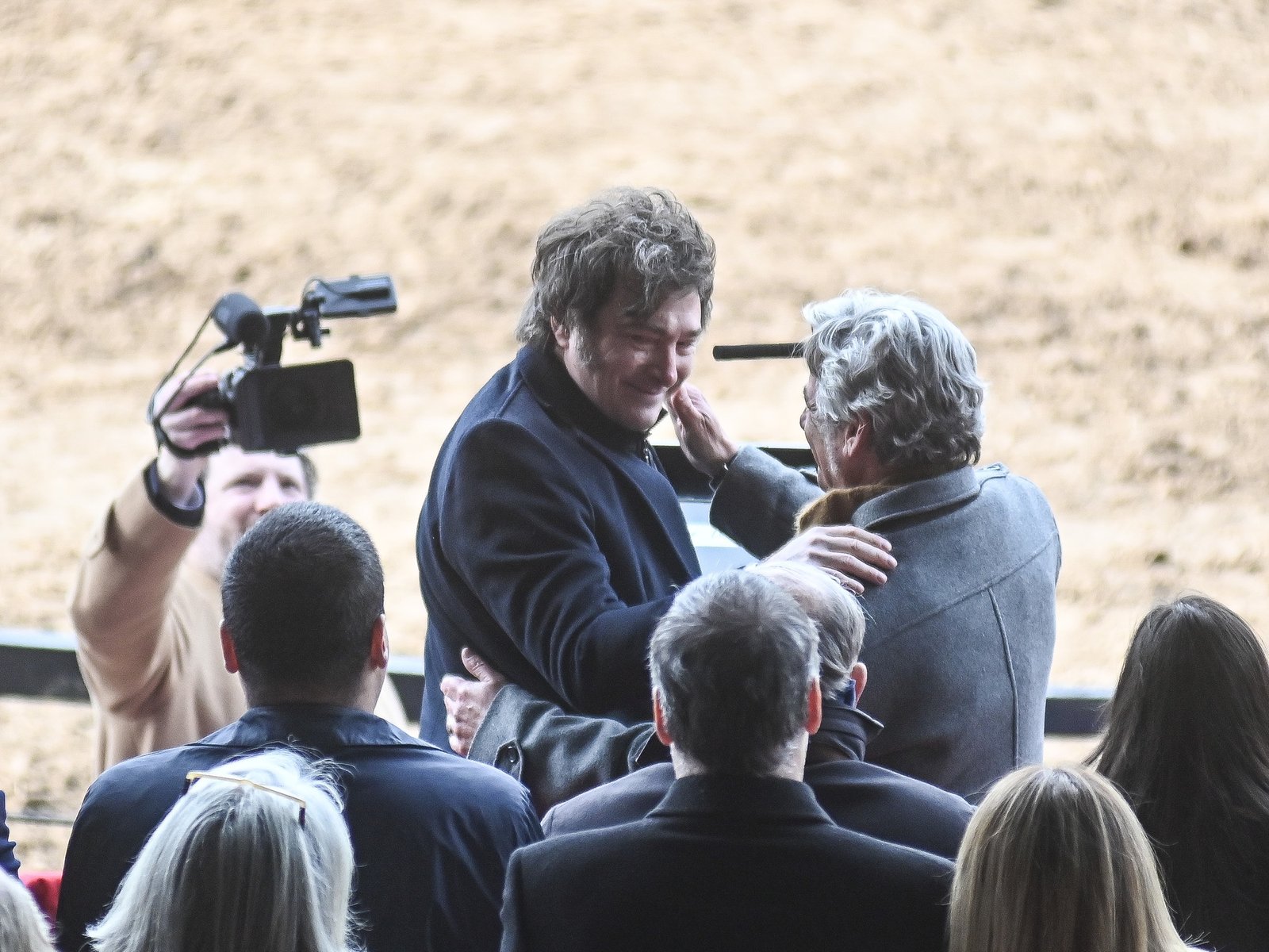 El cambio en el horizonte agrícola argentino: una medida esperada pero con incertidumbre La reciente decisión del presid... Descubre más sobre largo, revital...