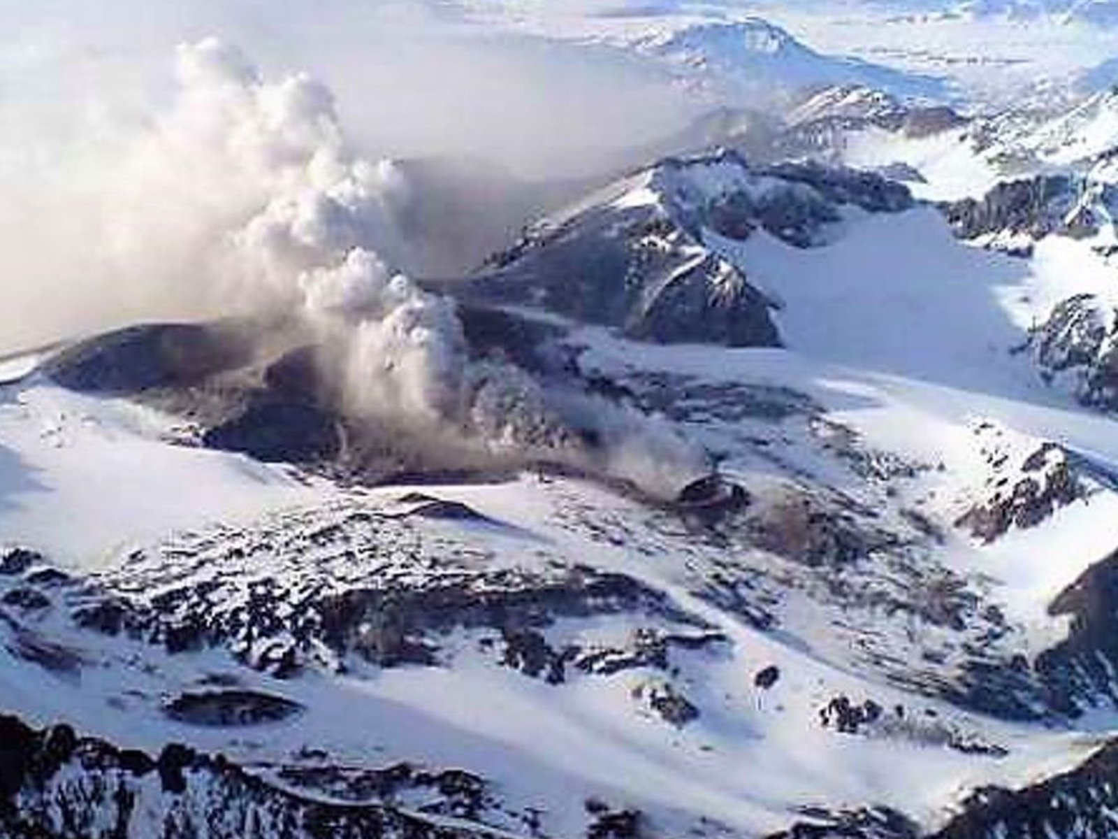 El volcán que inquieta a Mendoza: un llamado a la atención constante El reciente aumento de la actividad sísmica en el c... Descubre más sobre estructuras, e...