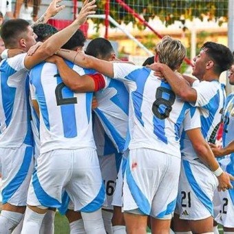 La Selección Argentina goleó en L’Alcúdia a un combinado brasileño con una joya de Tomás Parmo y tiene puntaje ideal
