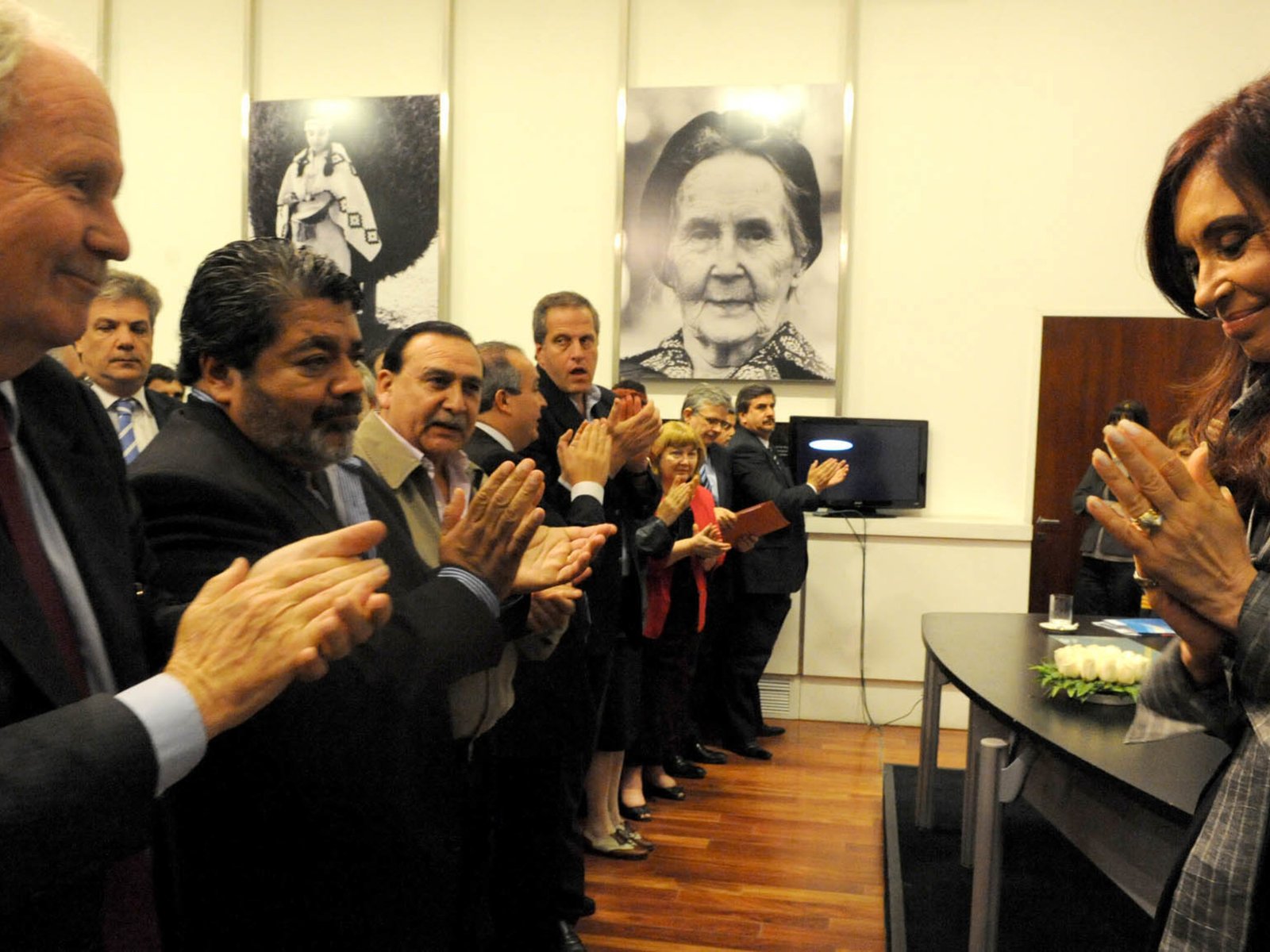 El juicio que marcará un hito en la política argentina La decisión de la Corte Suprema de rechazar el planteo de reabert... Descubre más sobre otros, suprema...