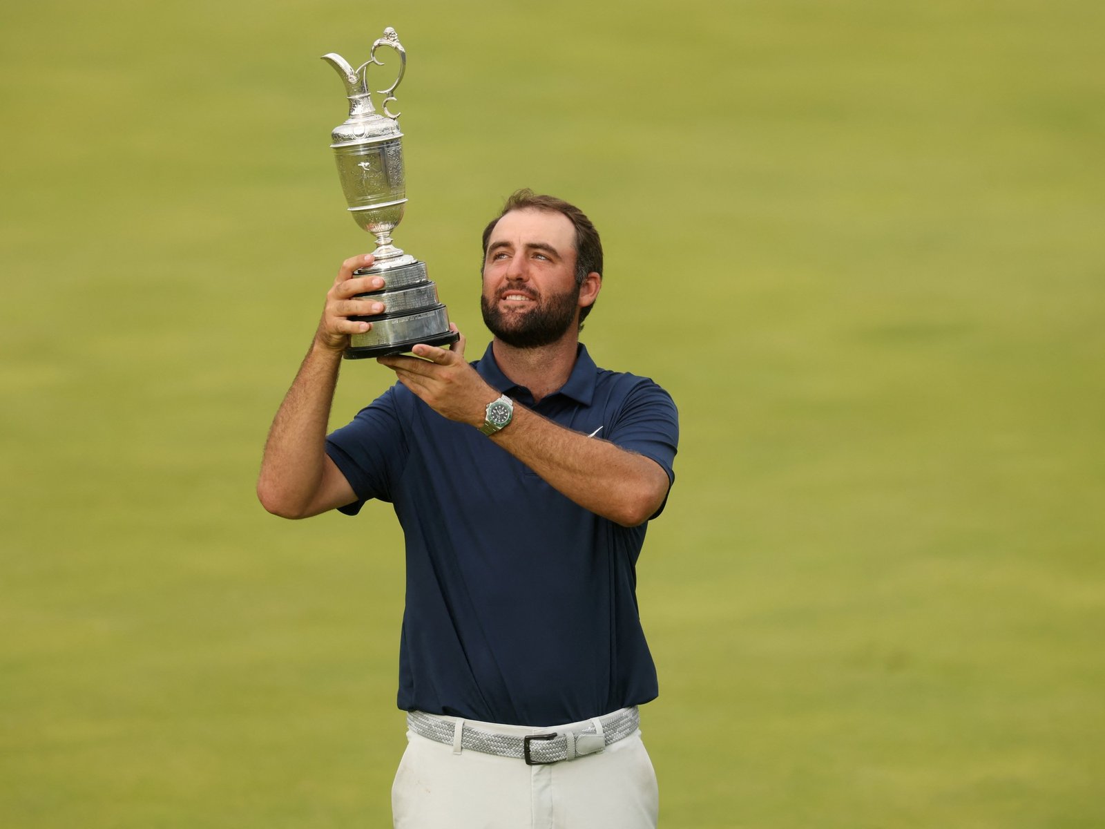 El nuevo monarca del golf se consagra en el escenario británico El mundo del golf ha sido testigo de un momento históric... Descubre más sobre golfistas, ámb...