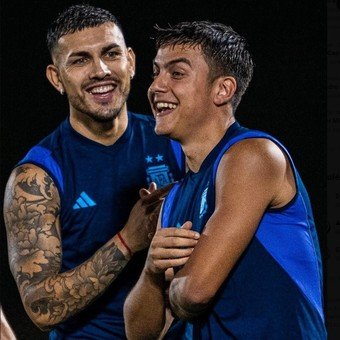 Por qué Leandro Paredes puede convencer a Paulo Dybala de jugar en Boca