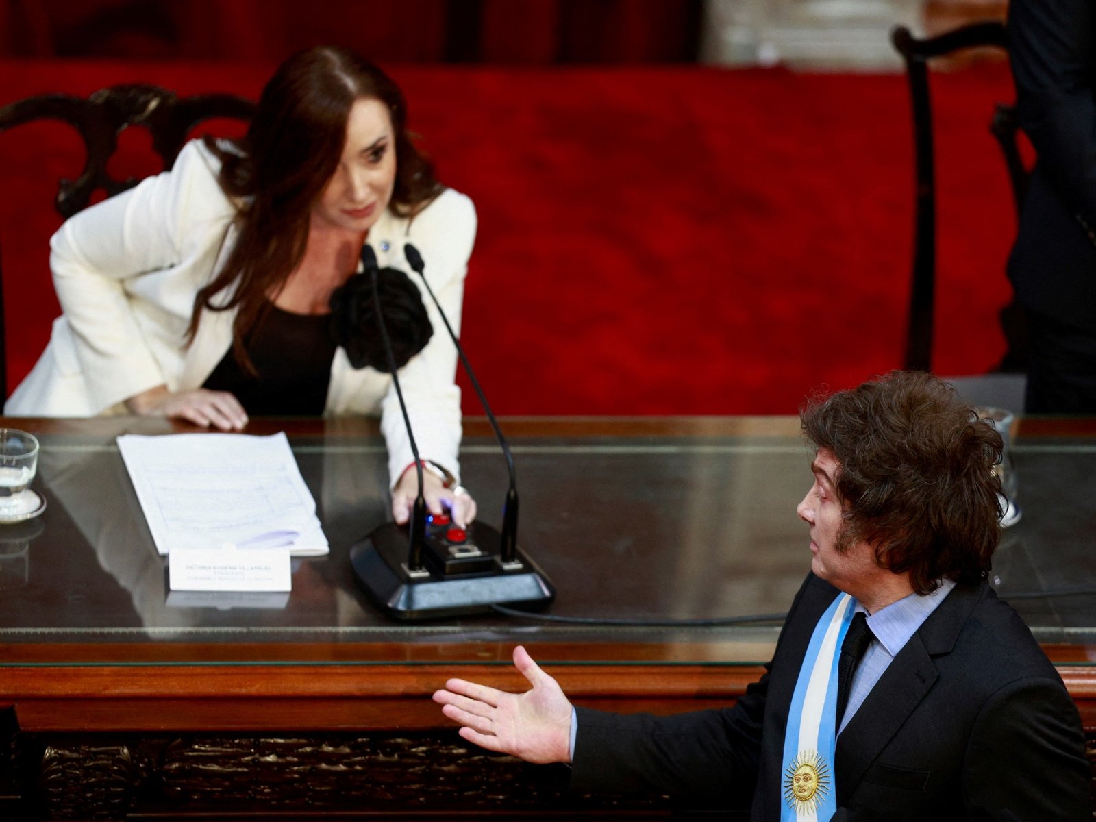 La fractura en el oficialismo: Milei y Villarruel en una encrucijada política En un giro inesperado del panorama polític... Descubre más sobre hicimos, mucho...